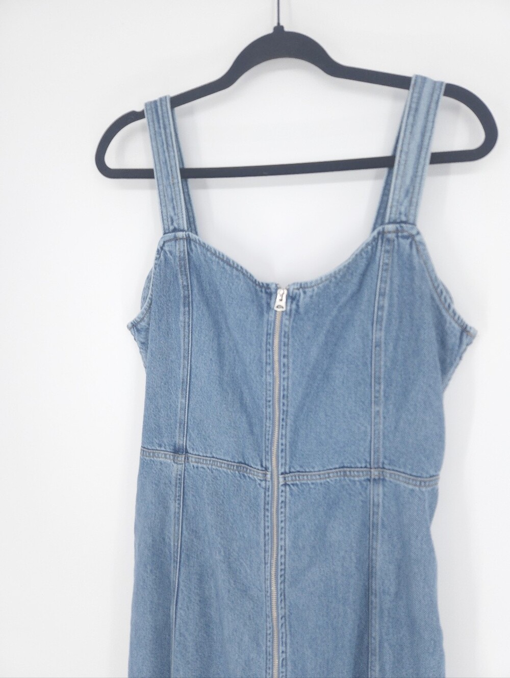 NWOT GAP UltraSoft Denim Zip-Front Maxi Dress LT - Picture 3 of 7